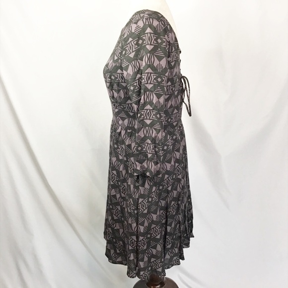 Nwt Lush Dress Size M Long Sleeve A Line Geometric Tribal Print Gray Purple - Picture 5 of 15